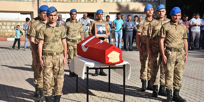 Kazada ölen uzman erbaş ve kardeşi toprağa verildi