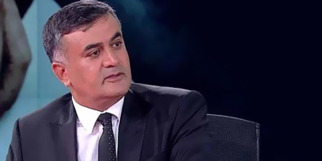 Ünlü anketçi Adil Gür'e 21 ay hapis cezası