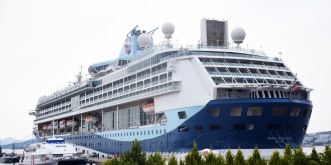 Bodrum'a kurvaziyer turist akını
