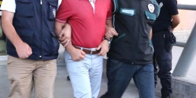 İzmir'de polise saldıran 3 zanlı tutuklandı