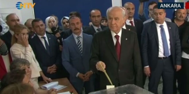 Oyunu kullanan Bahçeli'ye Suruç'taki görüntüler soruldu