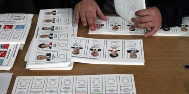 Oy pusulalarını görüntüleyen 21 kişiye işlem yapıldı