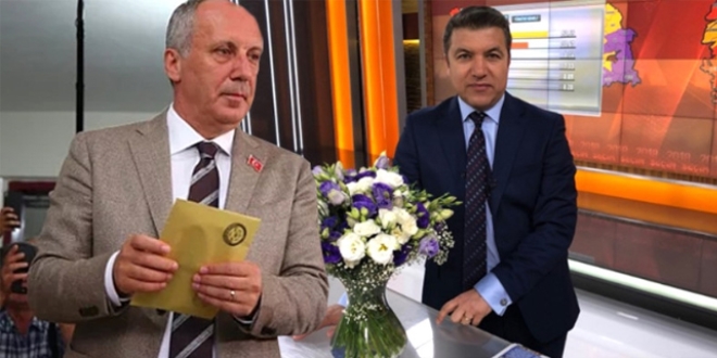 SMS'i yayınlayan Küçükkaya'ya büyük tepki!