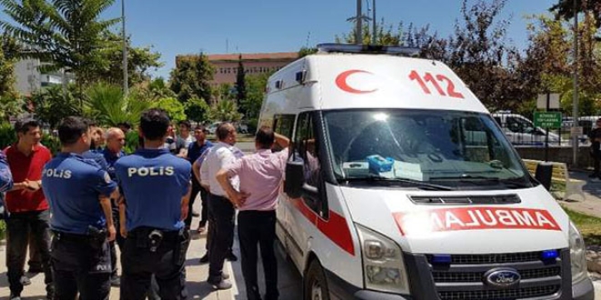 İcra müdür yardımcısı makamında intihar etti