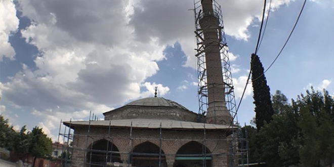 5 asırlık Gülruh Sultan Camisi'nde restorasyon başladı