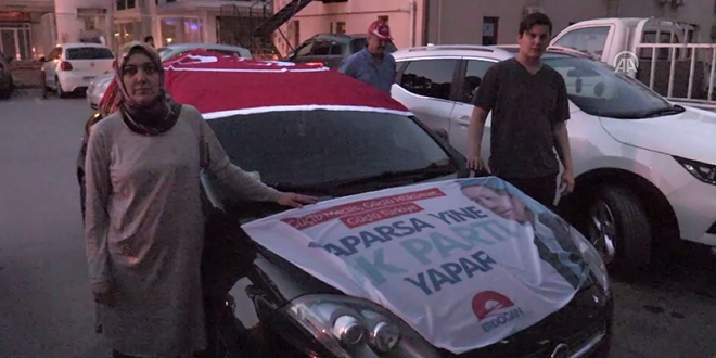 Yalova'da seçim kutlaması nedeniyle kavga