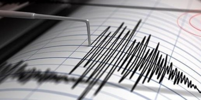 Ege Denizi'nde 4,2 byklnde deprem meydana geldi