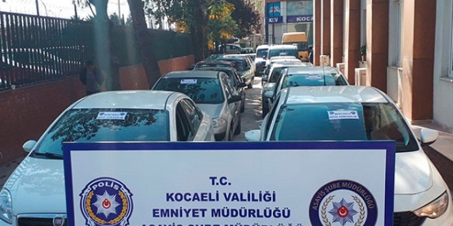 Çetenin çaldığı otomobiller emniyetin parkını doldurdu