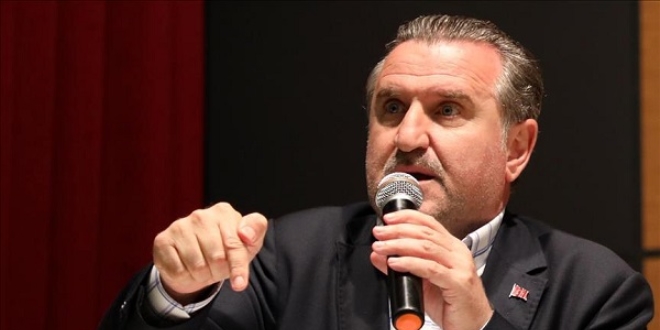 Bakan Bak: Sizin manşetleriniz burada işe yaramaz