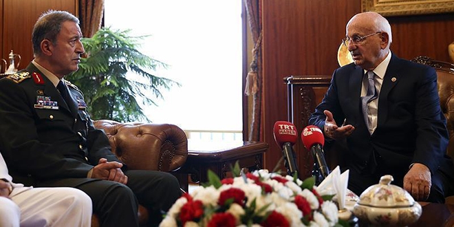 TBMM Başkanı'ndan Orgeneral Akar'a veda ziyareti