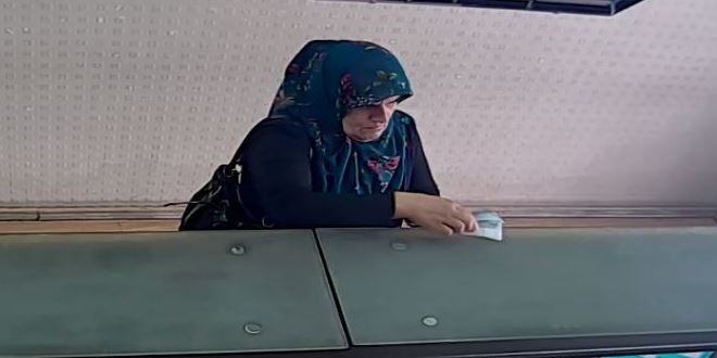 Hesapları karıştıran dövizci 1600 TL fazla para verdi