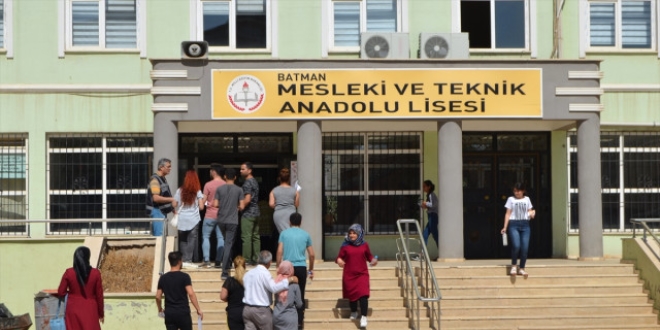 YKS'nin son oturumu başladı
