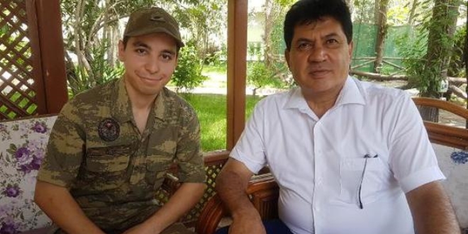 Belediye Başkanı, görüşemeyen sevgilileri buluşturdu