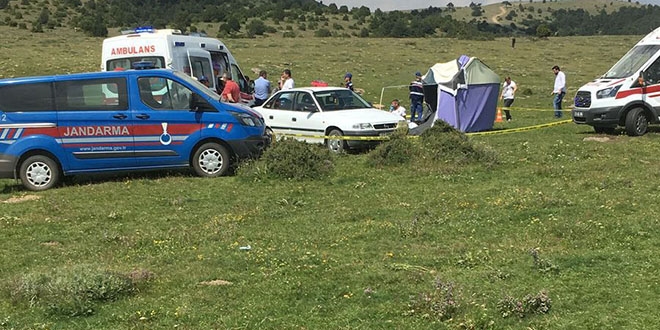 Yedikleri mantardan zehirlenen 3 kişi hayatını kaybetti