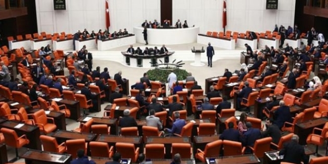Meclis'te bıçak sırtı denge