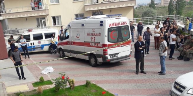 5. katından düşen 13 yaşındaki çocuk ağır yaralandı