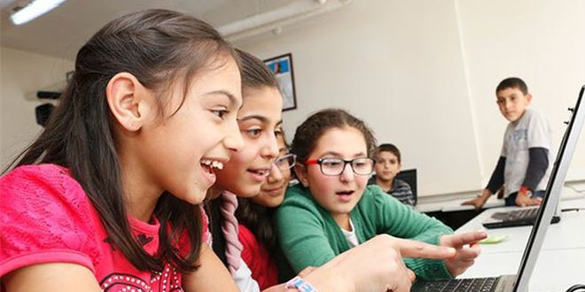Liseliler iin 'Teknoloji Yaz Kamp' dzenleniyor