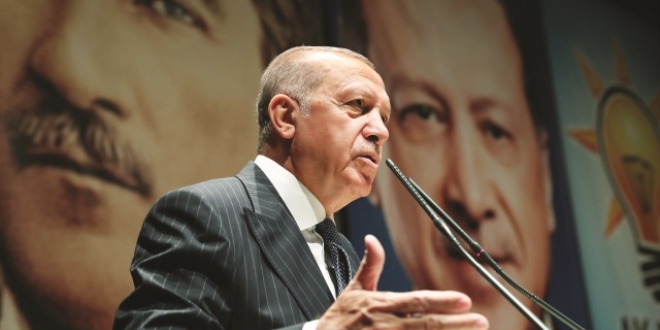 Millet tevazu istiyor