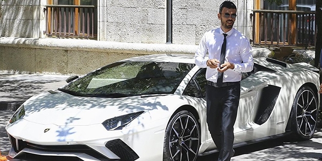 Sofuoğlu, vergi ödemediği iddialarını yalanladı