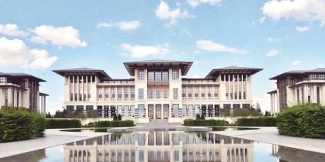 Kamu binalar� tarih kokuyor