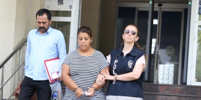 �ld�rd��� sevgilisinin cenaze i�lemleri s�ras�nda yakaland�