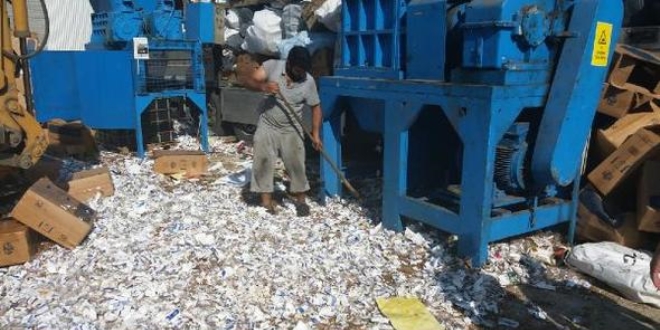 Son 5 ayda 11 tır kaçak sigara ve alkol imha edildi
