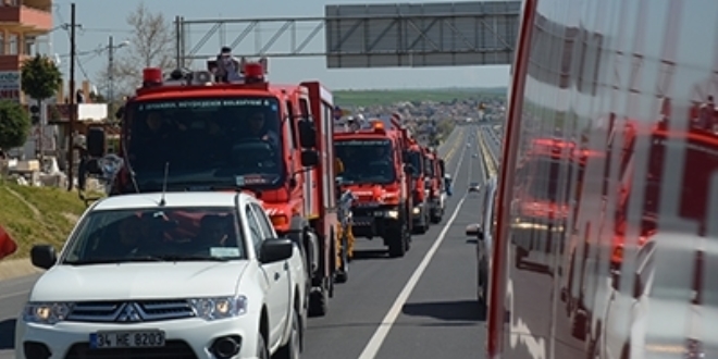 İBB 6 kurtarma aracını tren kazası bölgesine gönderdi