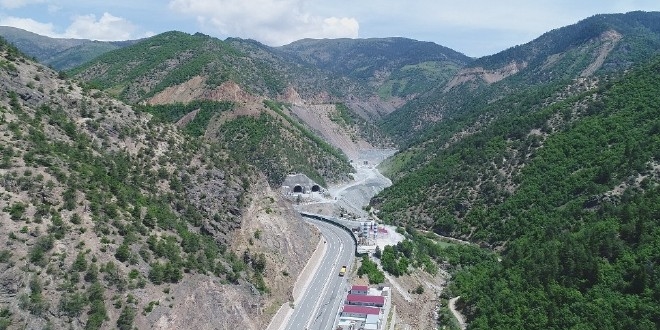 Tamamlanınca 1,5 saatlik yol 45 dakikaya düşecek