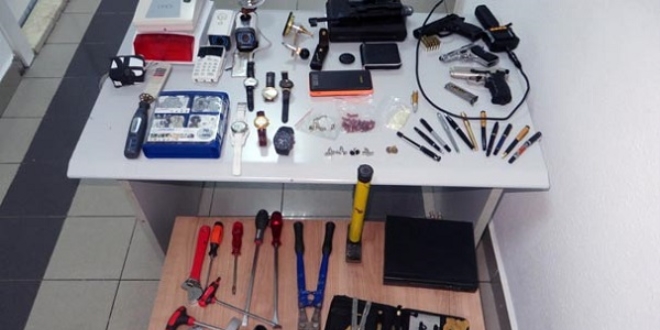 'Villa hayaleti' Ankara'da yakaland�