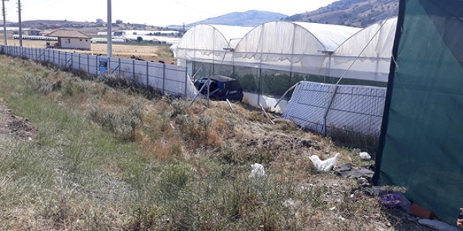 Otomobilin çarptığı genç hayatını kaybetti
