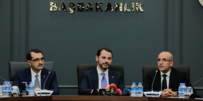 Albayrak, Hazine görevini Şimşek'ten devraldı