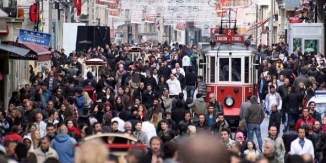 Seçim sonrası yapılan ilk ankete göre partilerin oy oranları