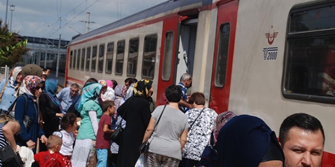Kazaya rağmen trenden vazgeçmediler