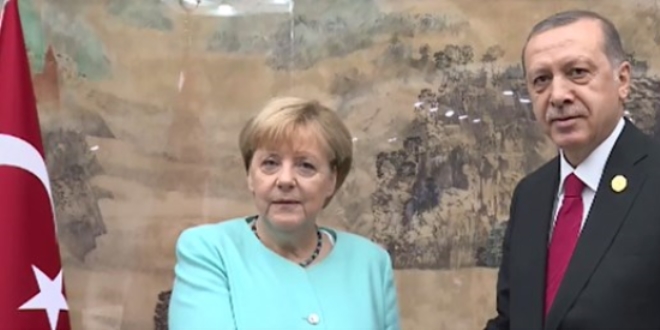Erdoan-Merkel grmesi balad