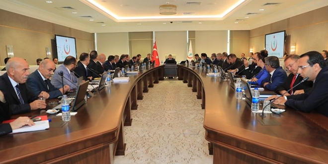 Yeni Sağlık Bakanı, ilk koordinasyon toplantısını yaptı