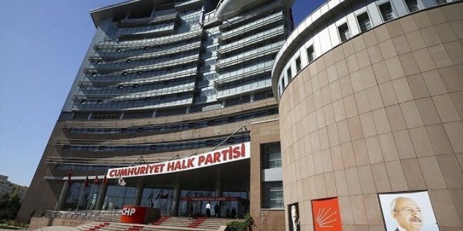 CHP'de 'olağanüstü kurultay' hareketliliği
