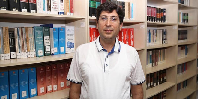 Fedakar anneye 'Fahri Mezun Belgesi'