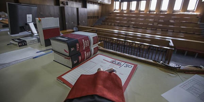 'Balyoz' hakimine yeniden tutuklama kararı