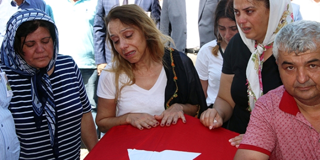 Ölümüyle Bodrum'u üzen trafik polisi son yolculuğuna uğurlandı