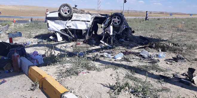 Konya'da iki otomobil çarpıştı: 1 ölü, 7 yaralı