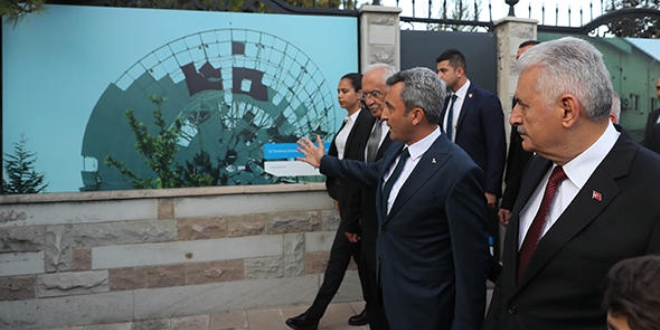 Binali Yıldırım, TÜRKSAT'la ilgili bilgiyi ilk kez paylaştı
