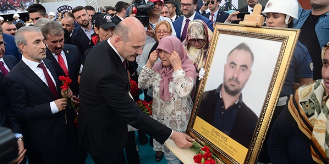 Soylu, yaralı özel harekatçıdan bahsederken duygusal anlar yaşadı