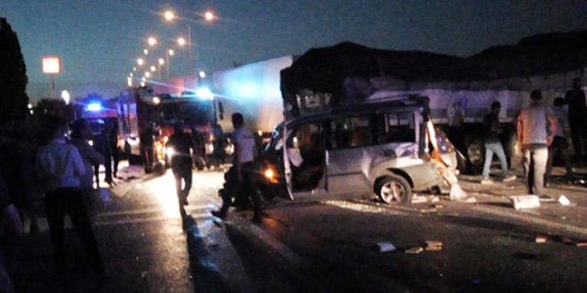 Ankara-Konya yolunda zincirleme kaza