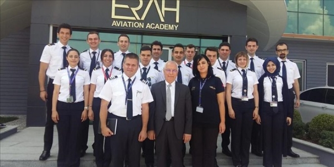 Pilot adayları, Isparta'da eğitime başladı