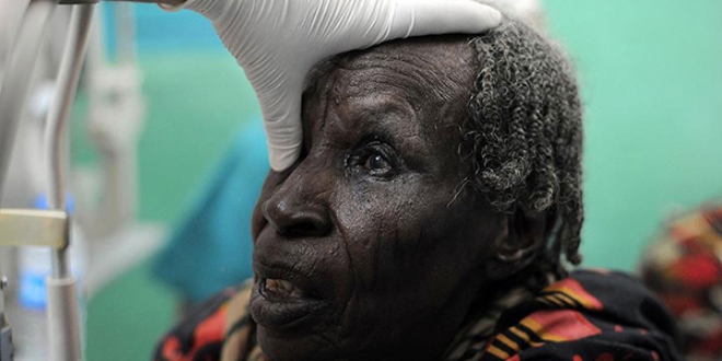 1 milyon Afrikalya katarakt ameliyat yaplacak