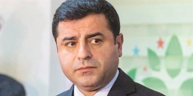 Demirta� 'vatan haini' ifadesine katlanacak