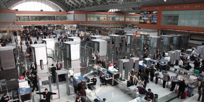 İstanbul havalimanlarında yolcu sayısı yüzde 12 arttı