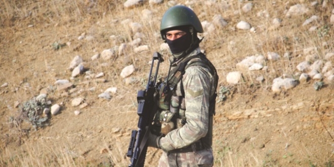 FET'cler temizlendi, PKK'nn nefesi kesildi