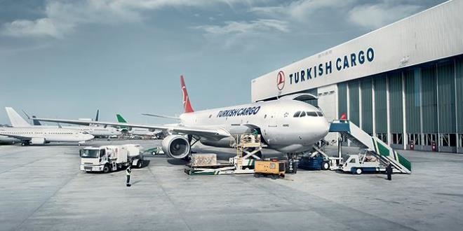 Hava yükünün 26 milyon tonu Türkiye'den taşındı