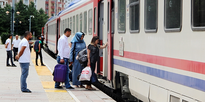 Doğu Ekspresi'ne yoğun ilgi yazın da devam ediyor